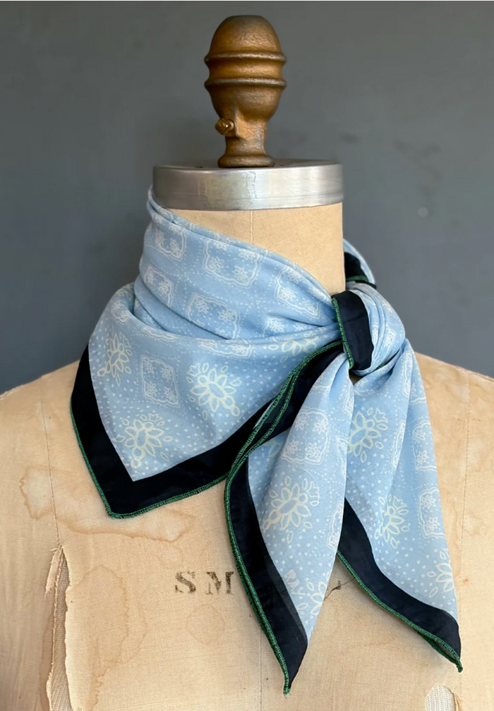 AHWR Pops Bandana