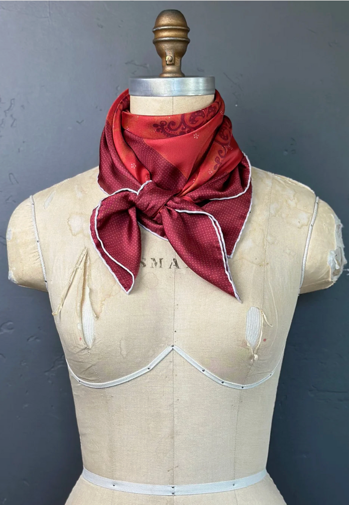 AHWR Rococo Bandana