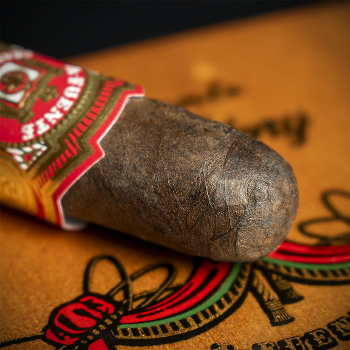 Arturo Fuente Hemingway Short Story Maduro Cigar - Single