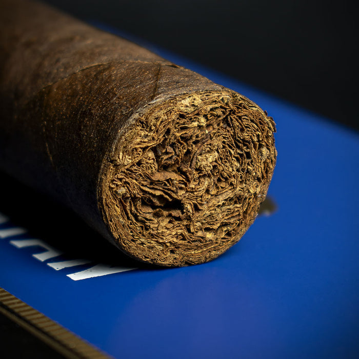 Charatan Nicaraguan Maduro Robusto Cigar - Single