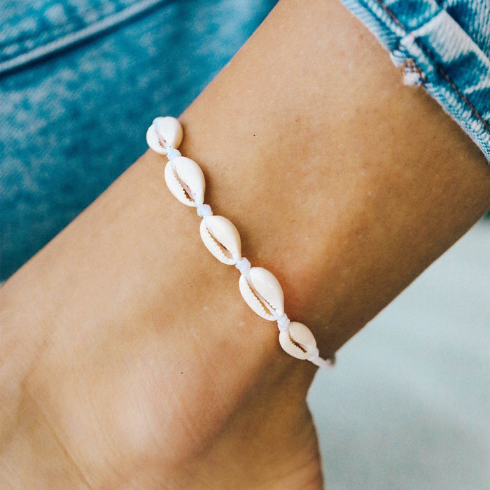 Charm Anklet - Knotted Cowrie - Silver - White