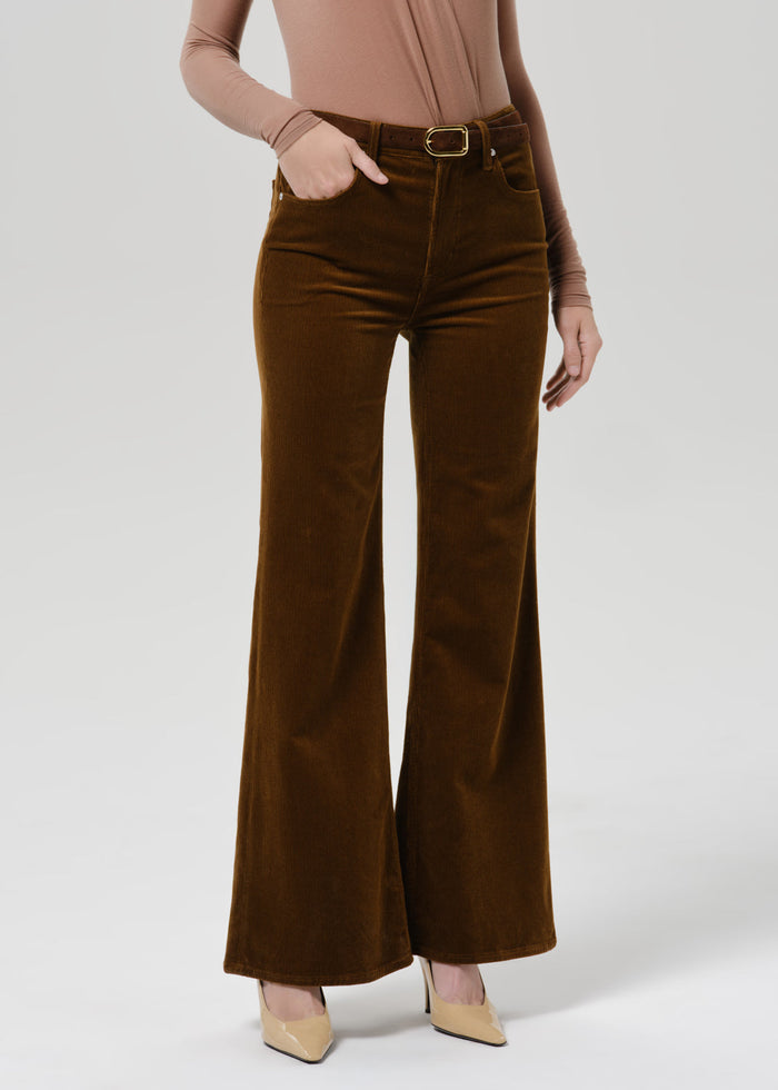 Citizens of Humanity Kimberly 70's Flare Corduroy in Manuka, close up of bronze corduroy ridges