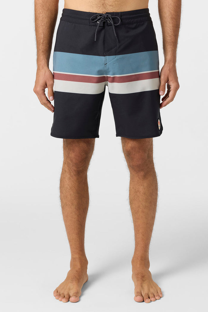 Cruzer Stripe Scallop 18" Board Shorts - Black