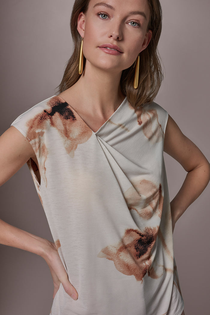FLORAL ASYMMETRIC BLOUSE