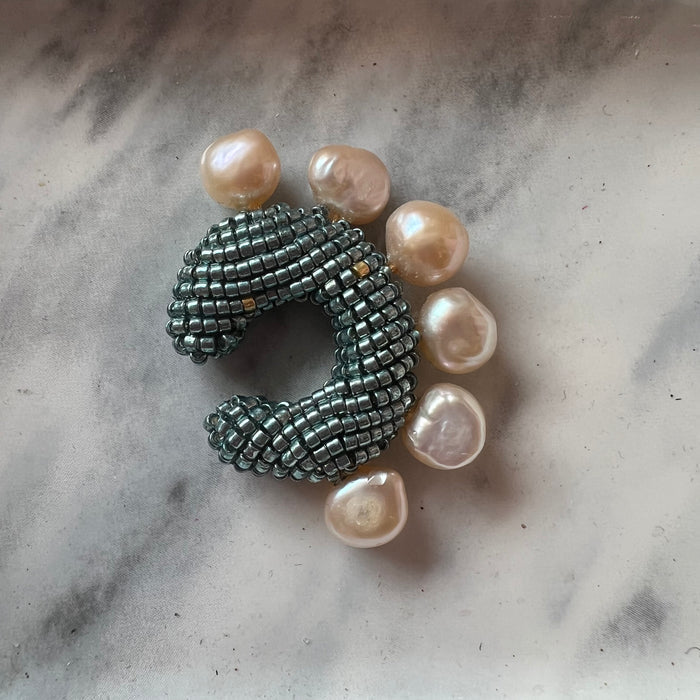 Susana Vega Ora Pearled Earcuff