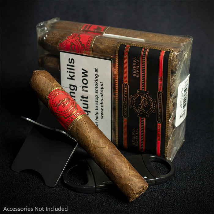 Juliany Corojo Robusto Cigars - Bundle of 10