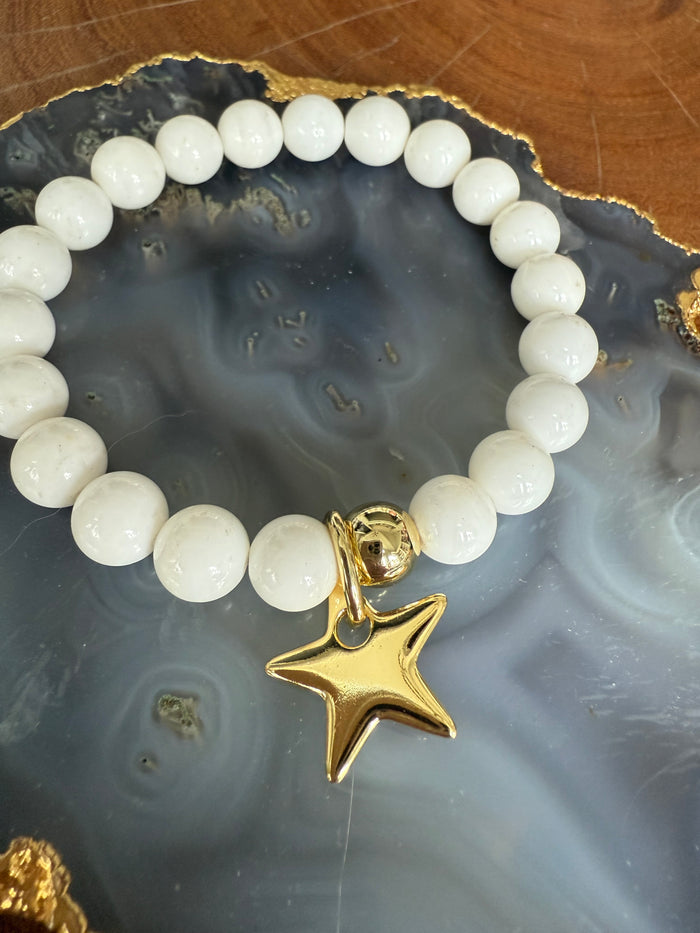 Lauren Amble White Shell Star Bracelet