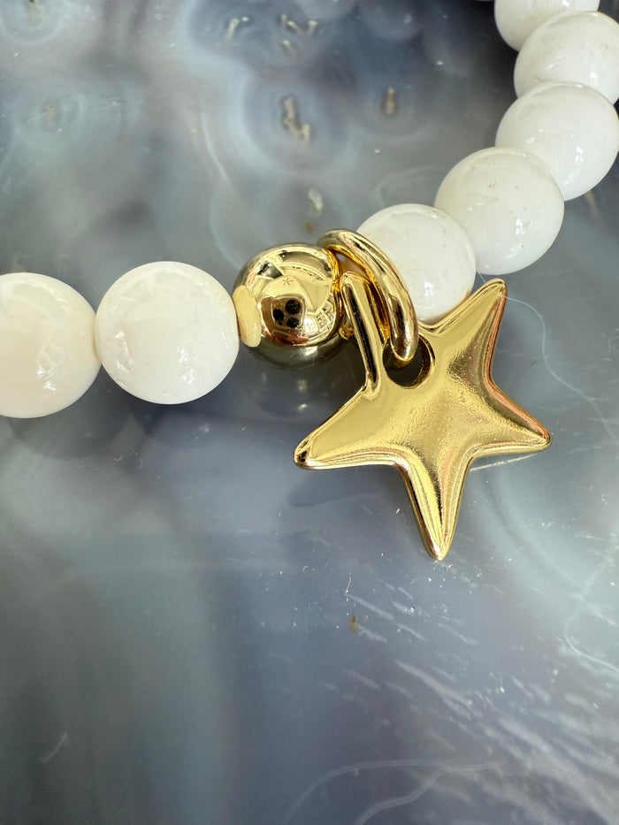 Lauren Amble White Shell Star Bracelet