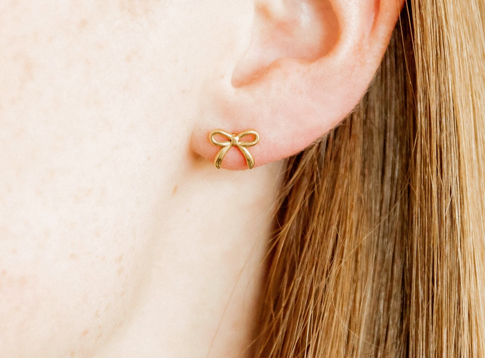LinnyCo Screwback Stud Earrings- Sadie