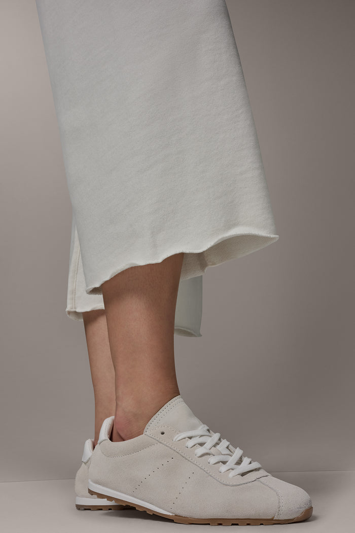 MID-RISE STRAIGHT-LEG CAPRI PANT