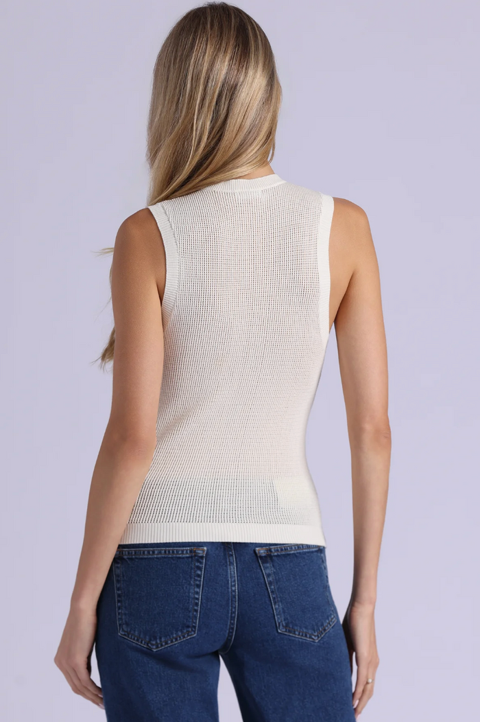 MR Stitch Tank