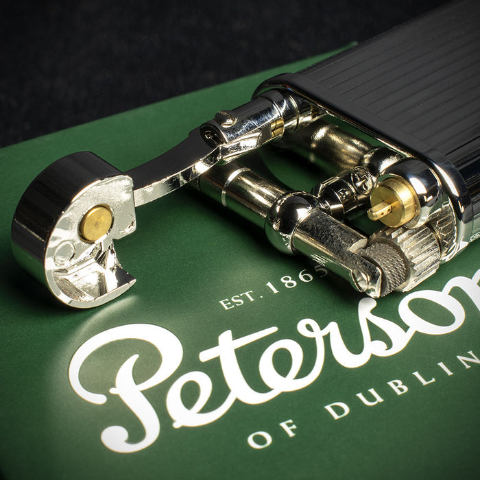 Peterson of Dublin Pipe Lighter - Silver Stripe