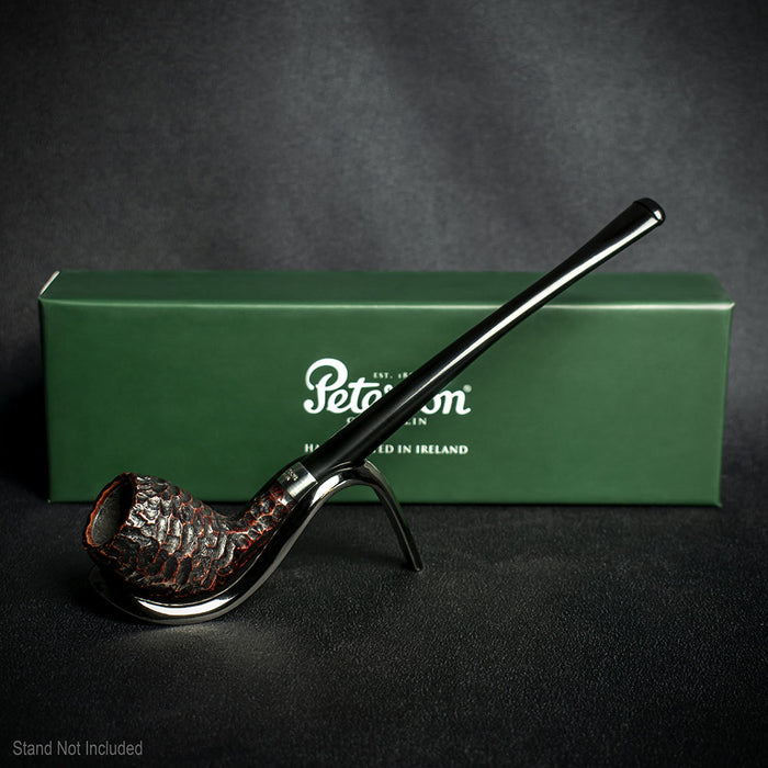 Peterson of Dublin Tavern Pipe - Belge Rusticated Fishtail