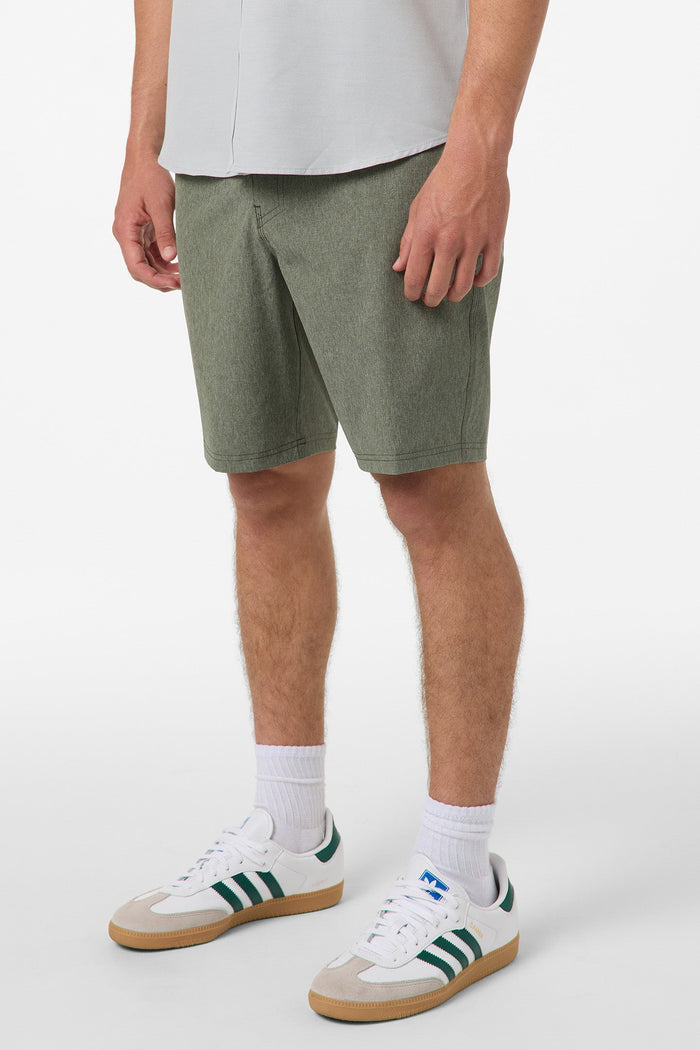 Reserve Heather 19" Hybrid Shorts - Heather Mulled Basil