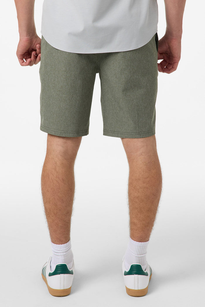 Reserve Heather 19" Hybrid Shorts - Heather Mulled Basil