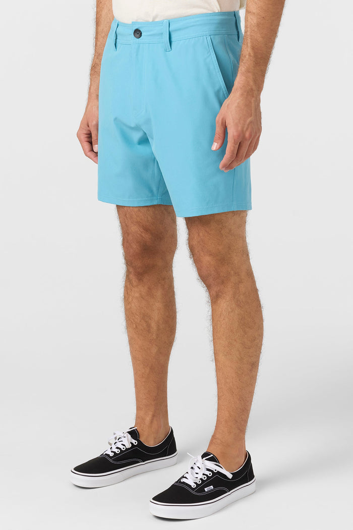 Reserve Solid 17" Hybrid Shorts - Blue Fade