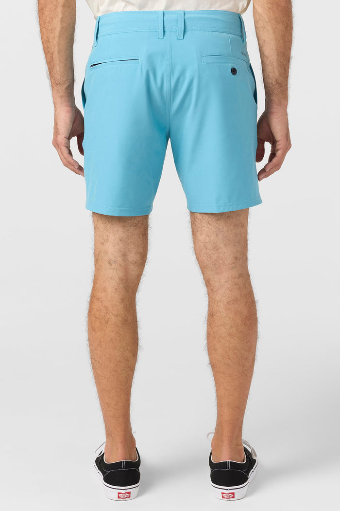 Reserve Solid 17" Hybrid Shorts - Blue Fade