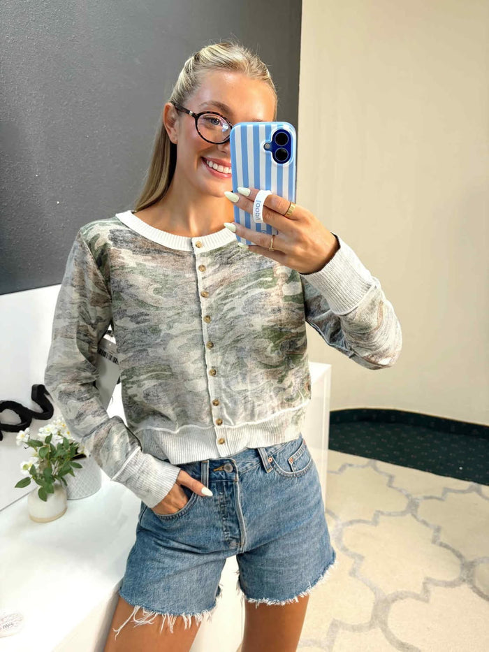 Reverse Camo