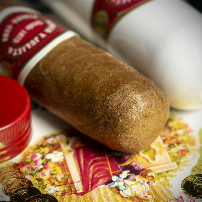Romeo y Julieta No.1 Tubos Cuban Cigar - Single