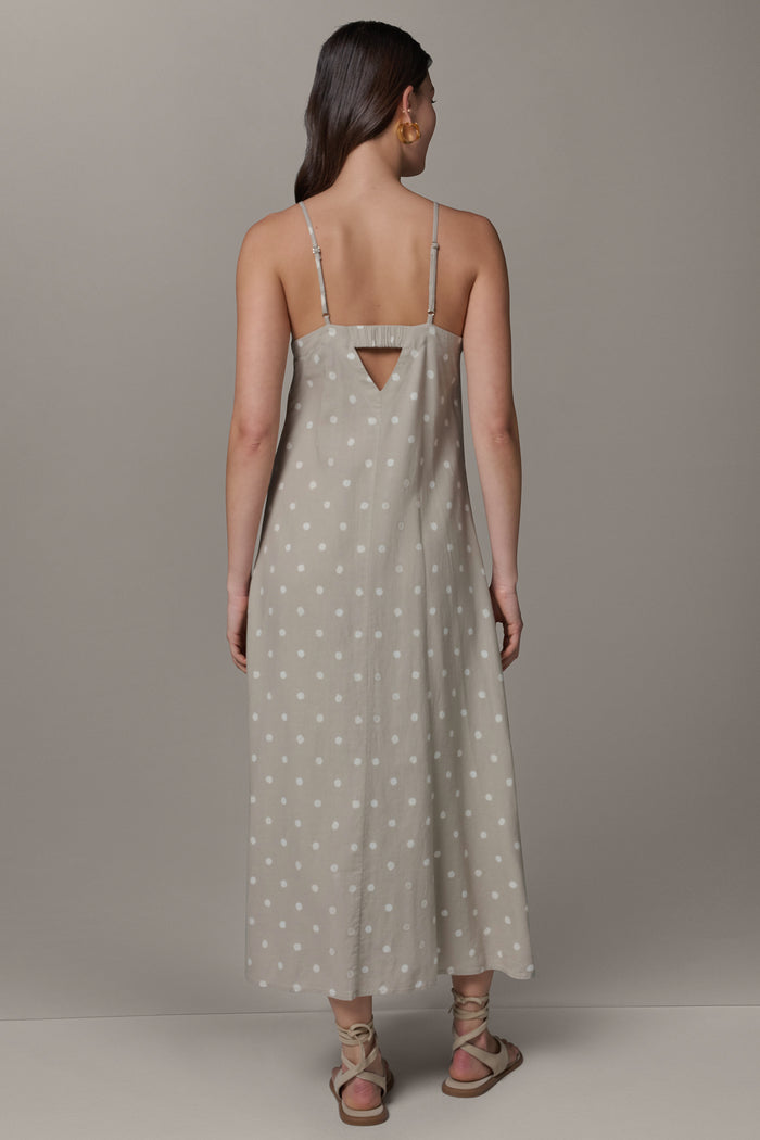 SLEEVELESS MAXI CUTOUT DRESS