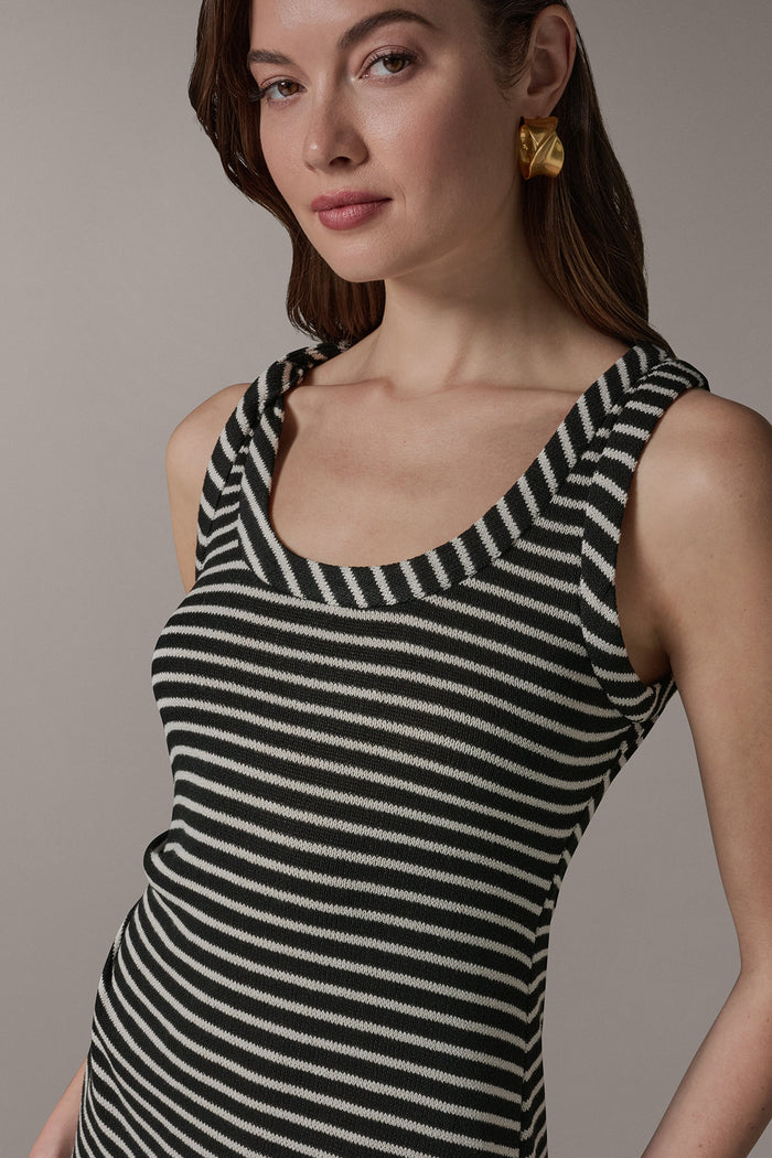 SLEEVELESS TWIST MIDI DRESS