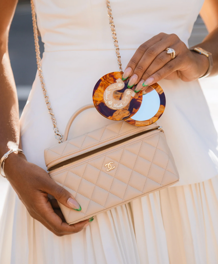 Solar Elipse Horseshoe Compact Mirror