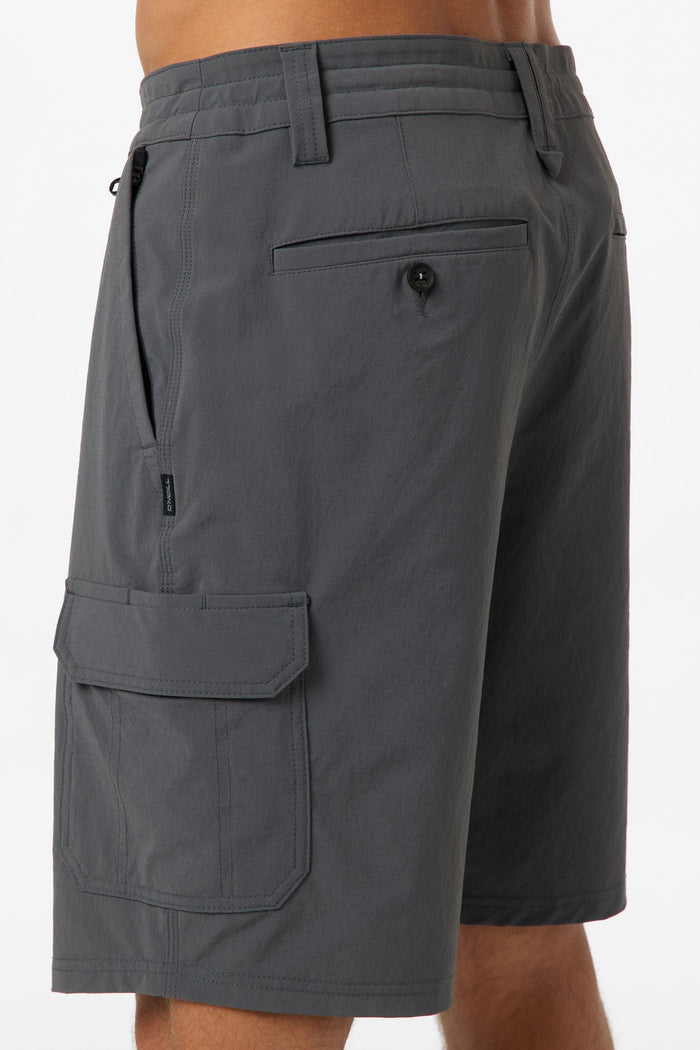 Traveler Cargo 20" Hybrid Shorts - Dark Shadow