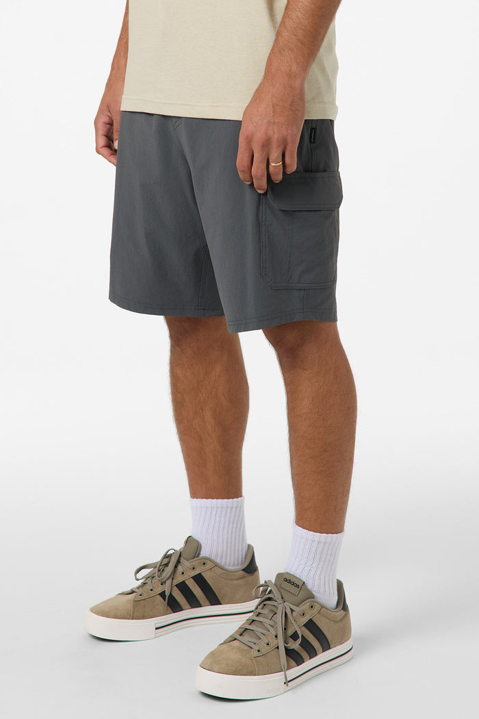 Traveler Cargo 20" Hybrid Shorts - Dark Shadow