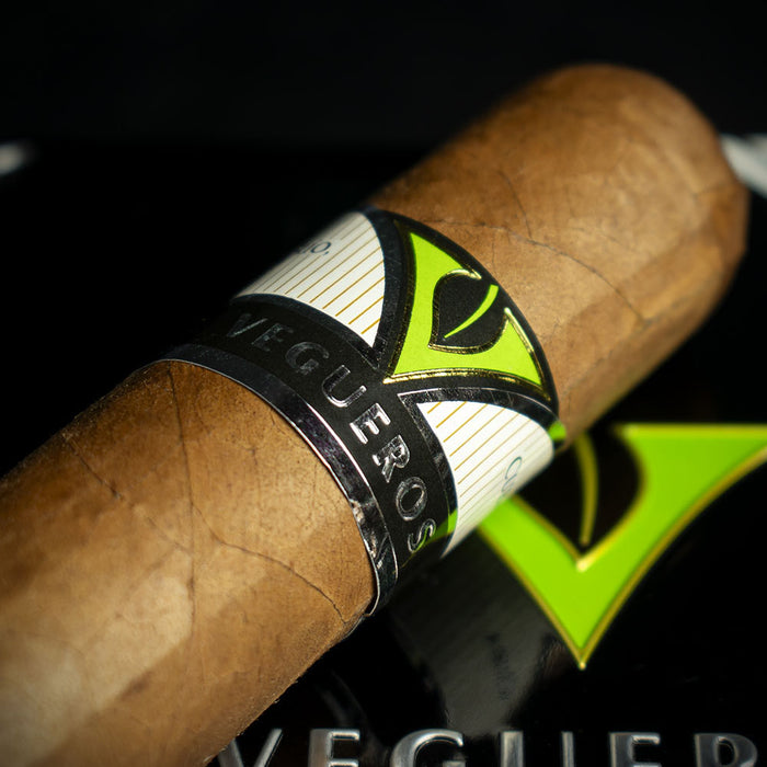 Vegueros Centrogordos Cuban Cigar - Single